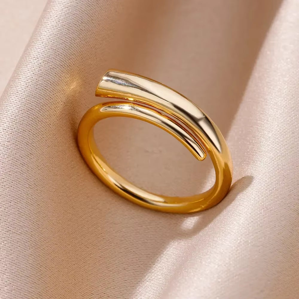 Stainless Steel Rings for Women - Aesthetic Gold Color Vintage Ring Vintage 