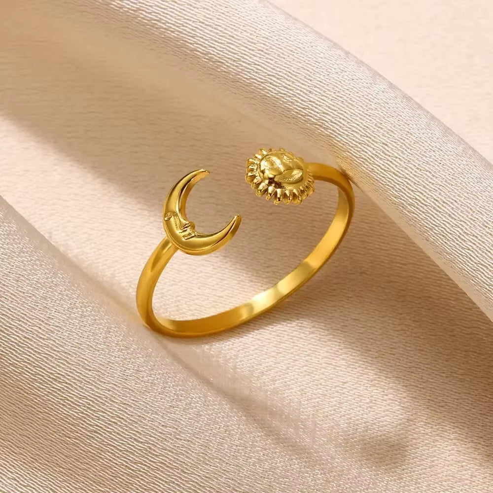 Stainless Steel Rings for Women - Aesthetic Gold Color Vintage Ring Vintage 