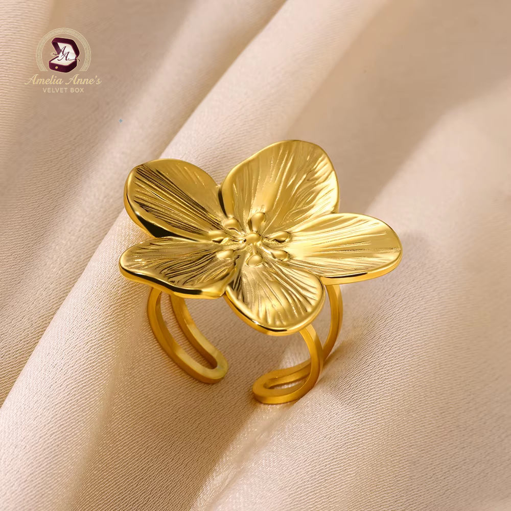 Stainless Steel Rings for Women - Aesthetic Gold Color Vintage Ring Vintage 